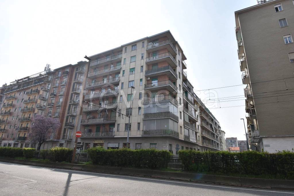 Appartamento in vendita a Torino corso Toscana, 81