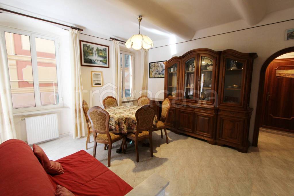 Appartamento in affitto a Camogli via Giuseppe Garibaldi, 62