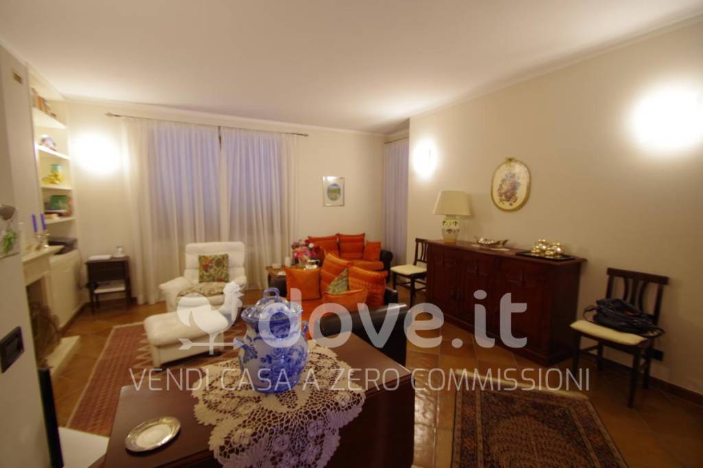 Appartamento in vendita a Montepulciano via Iris Origo, 63
