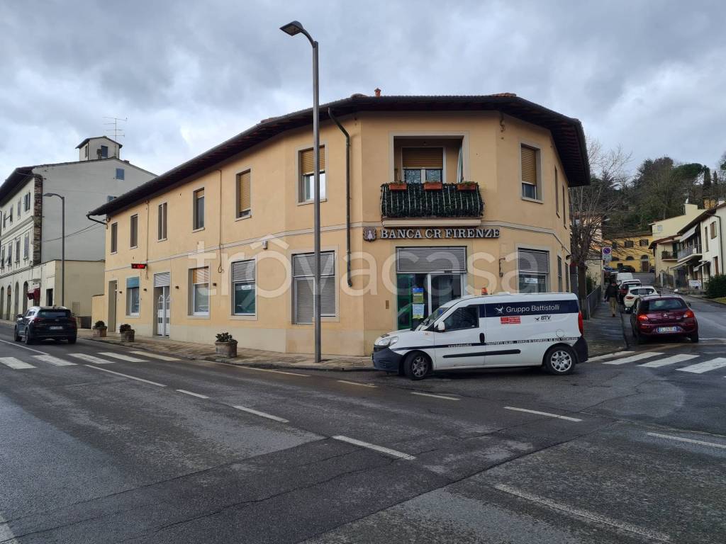 Ufficio in vendita a Scarperia e San Piero via Provinciale, 10