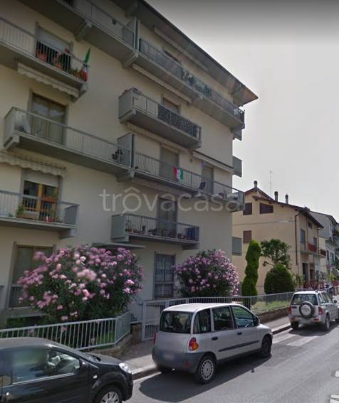 Appartamento in affitto a Firenze via Vincenzio Viviani