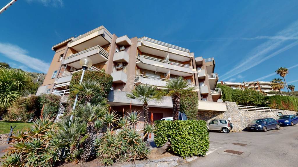 Appartamento in vendita ad Albenga via Piave 122
