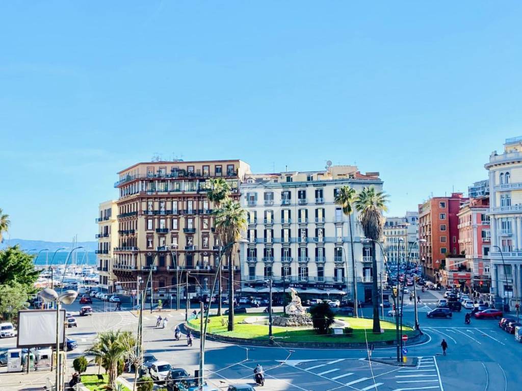 Appartamento in vendita a Napoli via Giordano Bruno, 84