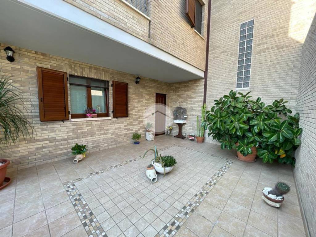 Villa Bifamiliare in vendita a Grottammare via s. Luigi, 16