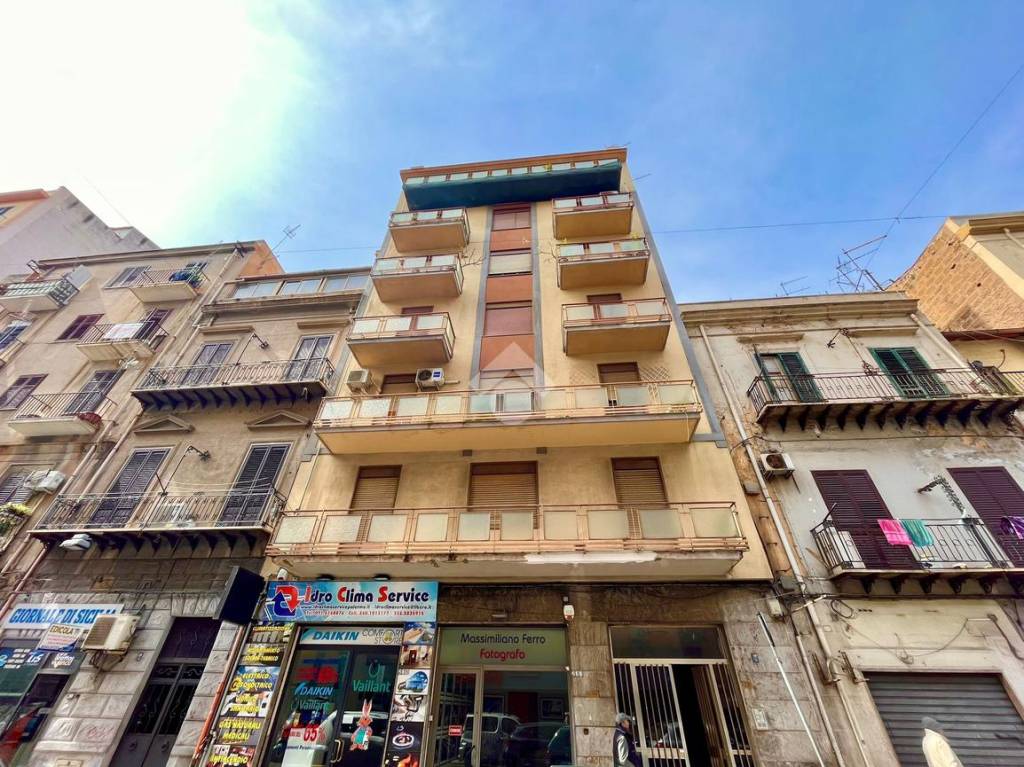 Appartamento in vendita a Palermo via Oreto, 231