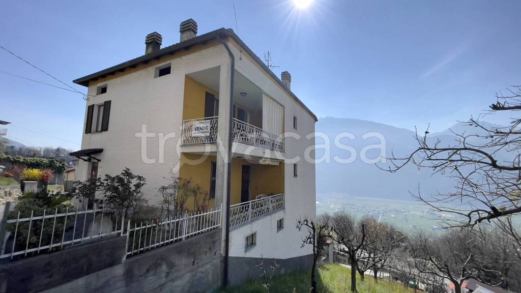 Colonica in vendita a Buglio in Monte via Belvedere, 4