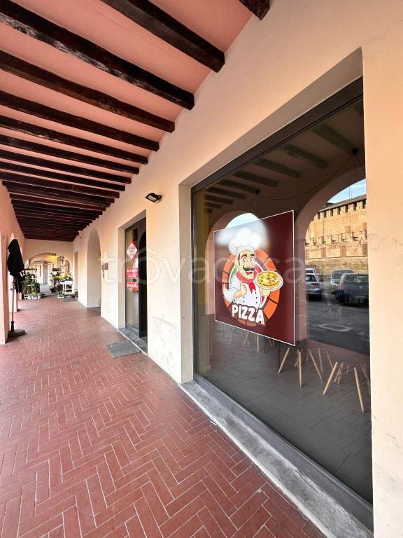 Pizzeria in vendita a Fontanellato via Andrea Costa, 20