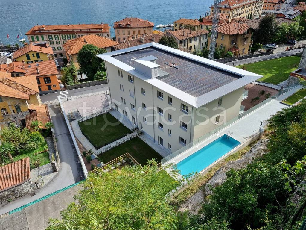 Appartamento in vendita a Menaggio via Luigi Cadorna, 9