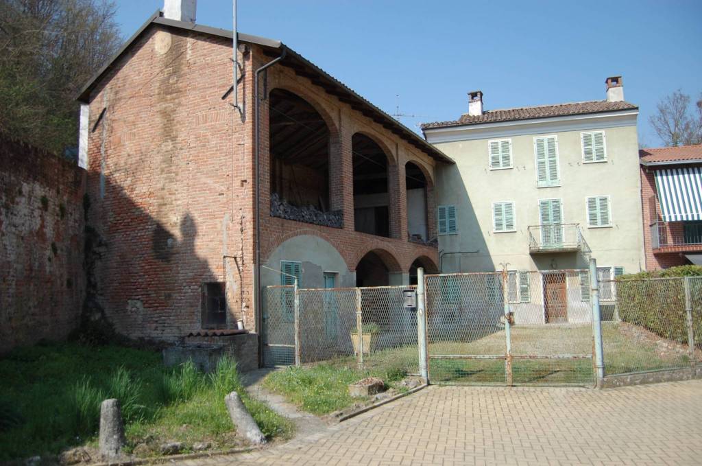 Casale in vendita a Fubine Monferrato