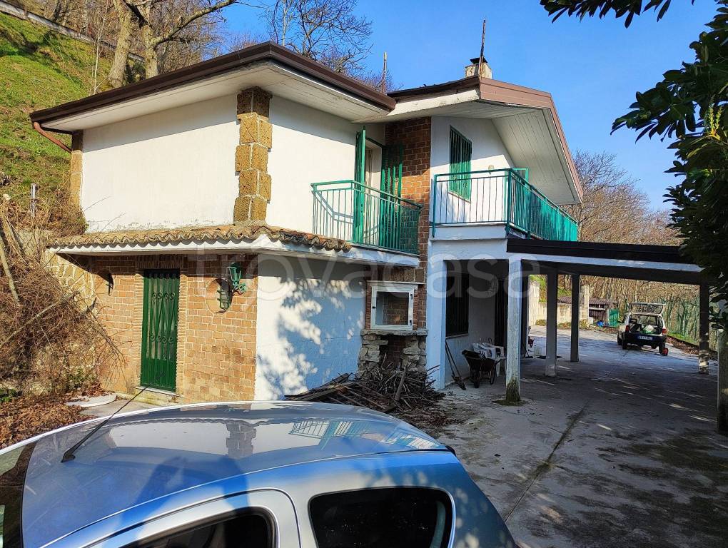 Casa Indipendente in vendita a Monteforte Irpino via Vetriera
