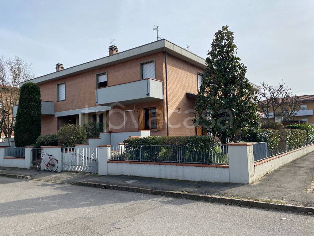 Casa Indipendente in vendita a Castelfranco Emilia