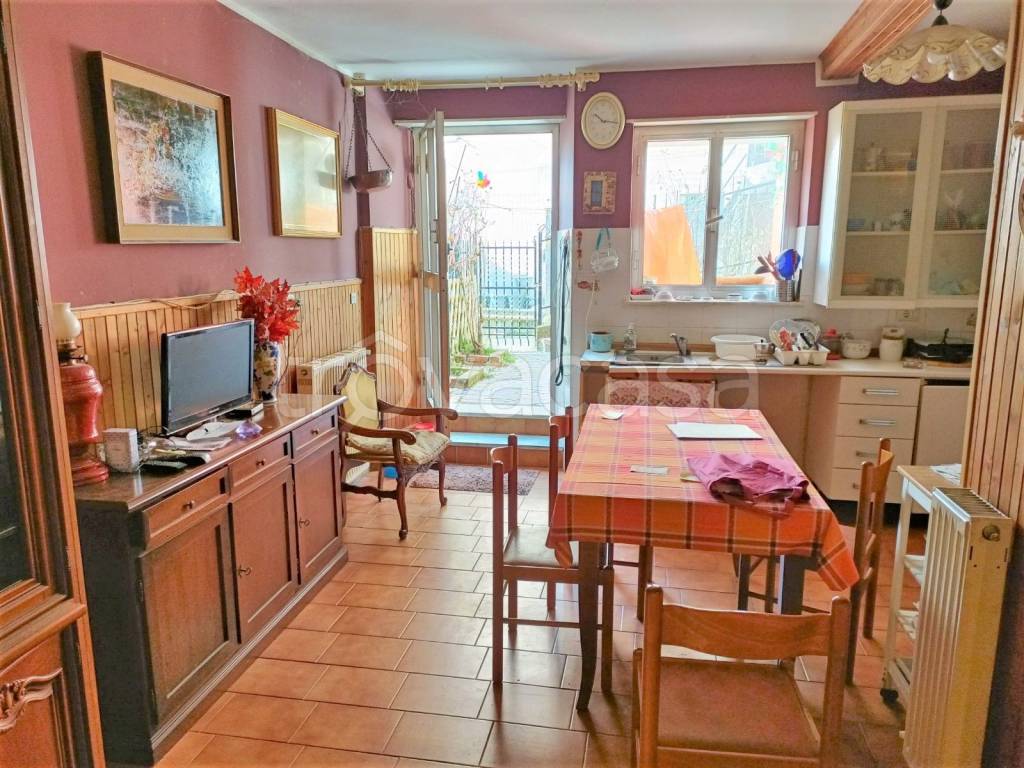 Villa a Schiera in vendita a Montoggio località Sorriva Inferiore, 5