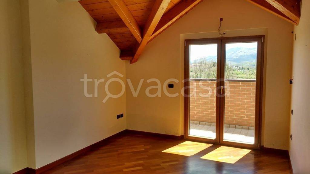 Villa Bifamiliare in vendita a Scoppito via Santa Dorotea
