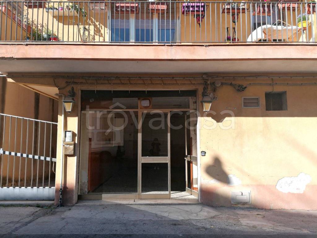Pub in in vendita da privato a Ragusa via Demostene, 42