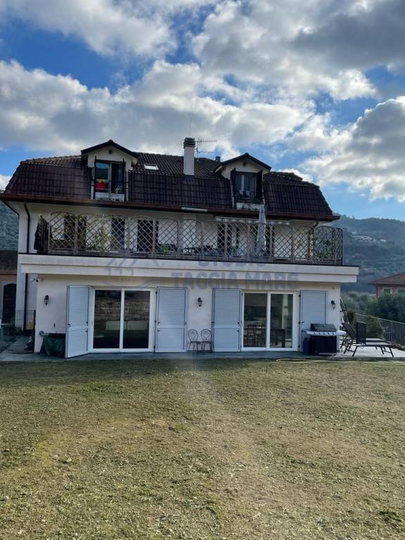 Villa a Schiera in vendita a Camporosso strada Ciaixe, 1
