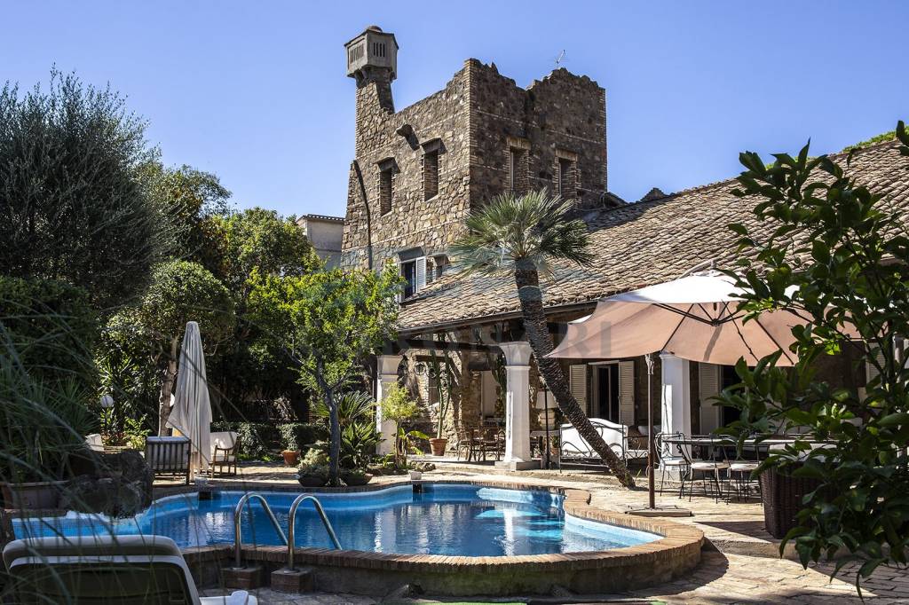 Villa in vendita a Santa Marinella via 4 Novembre