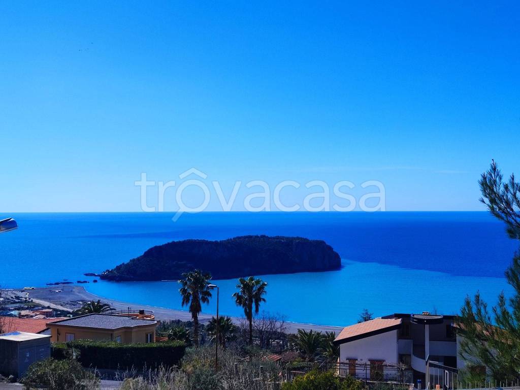 Appartamento in in vendita da privato a Praia a Mare via Saracinello, 64