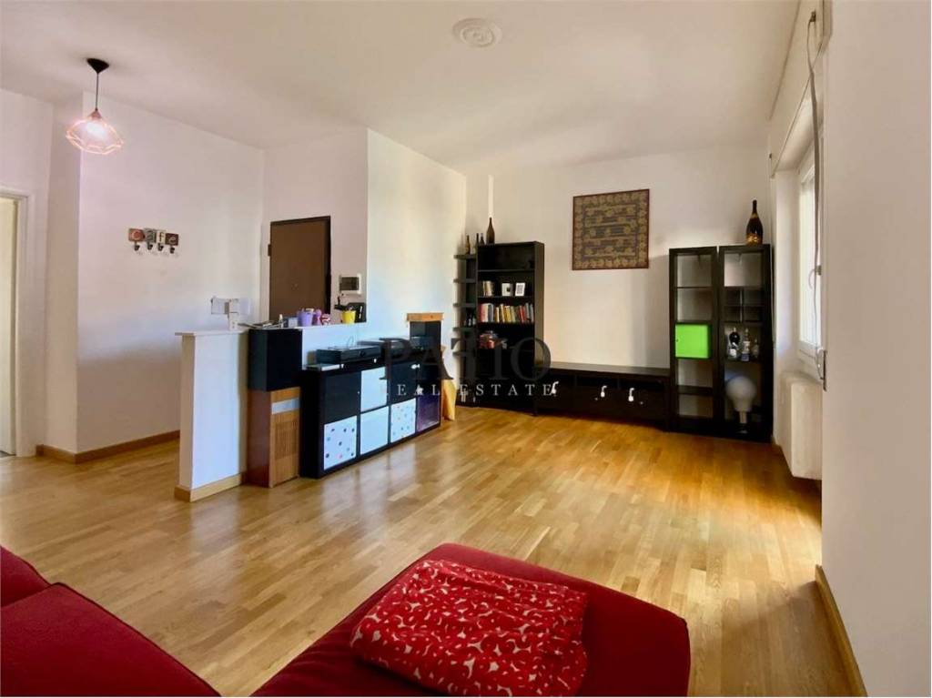 Appartamento in vendita a Como via Cressoni, 4