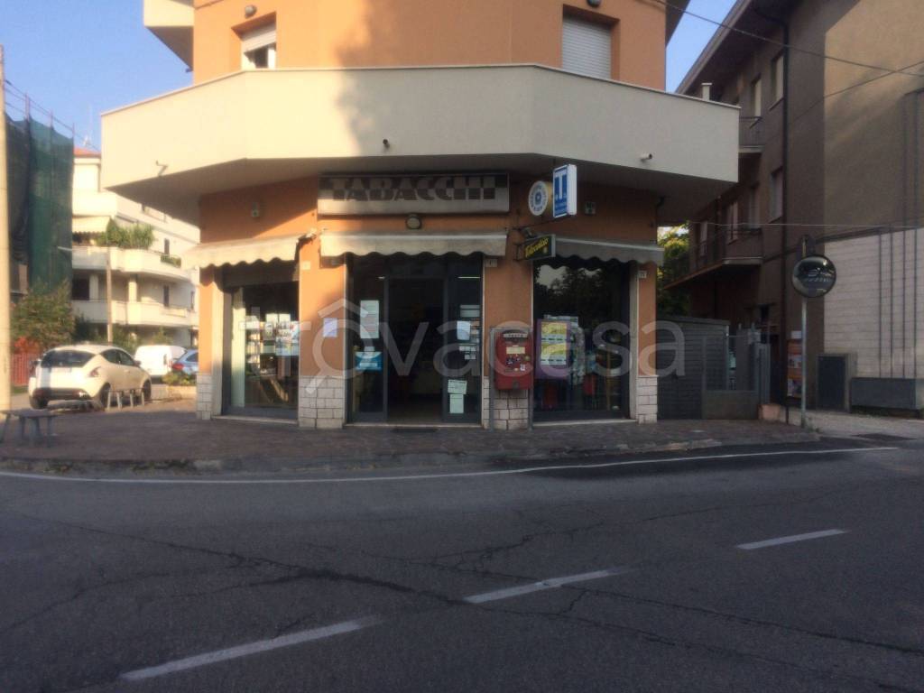 Tabaccheria in in vendita da privato a Rimini via Orione, 1