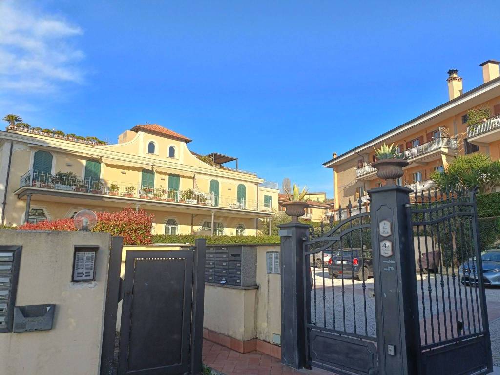 Appartamento in in vendita da privato a Monte Porzio Catone via Frascati, 4a