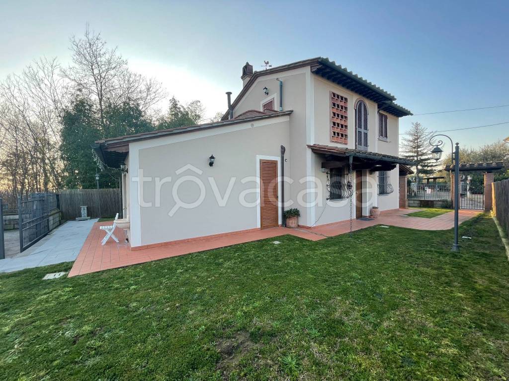 Villa in vendita a Castelfranco di Sotto via della Repubblica, 28