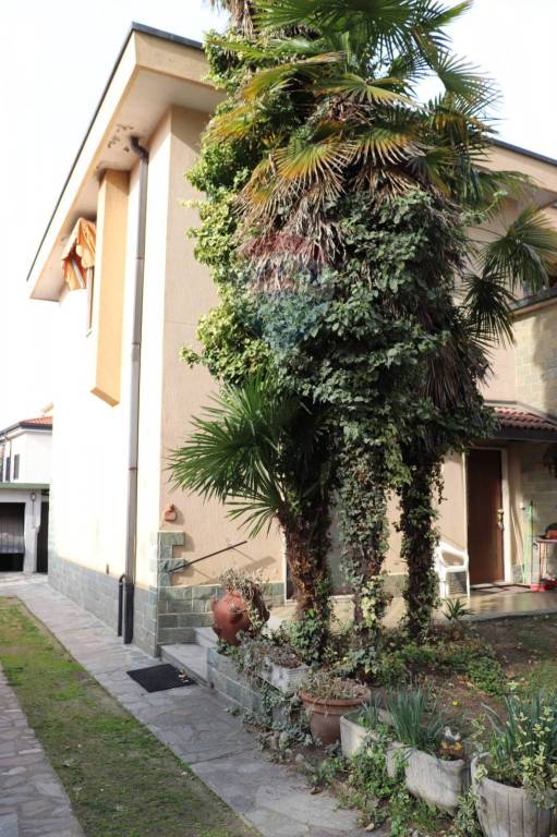 Villa Bifamiliare in vendita a Cusano Milanino viale unione, 63
