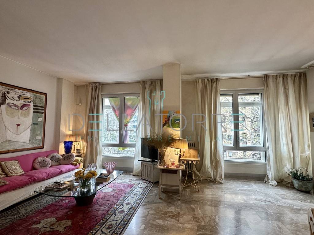 Appartamento in vendita a Milano via Luigi Sacco