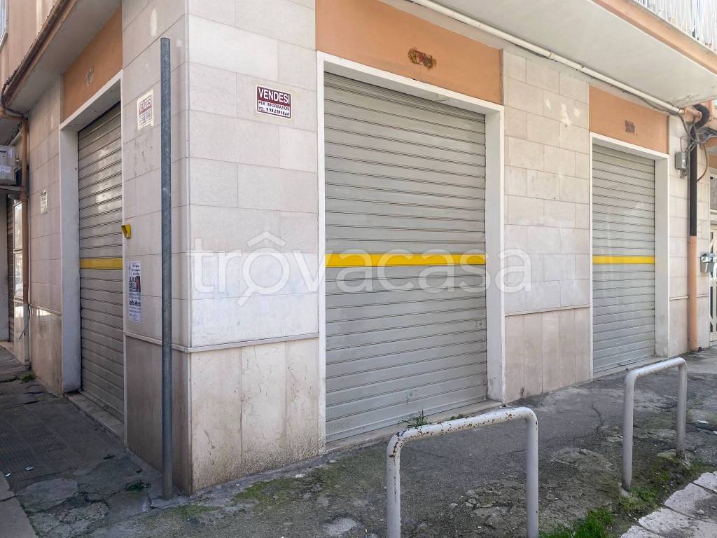 Negozio in in vendita da privato a Foggia via Giovanni Urbano, 24