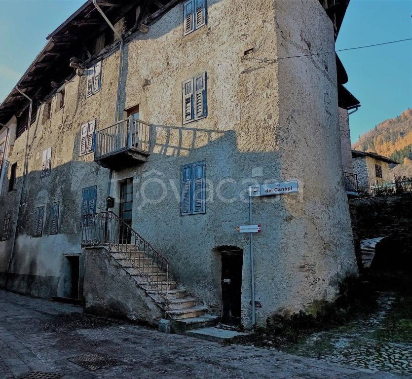 Casa Indipendente in in vendita da privato a Terzolas via dei Canópi, 7
