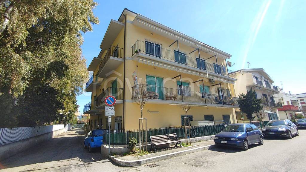 Appartamento in vendita a Silvi via Spezzaferro