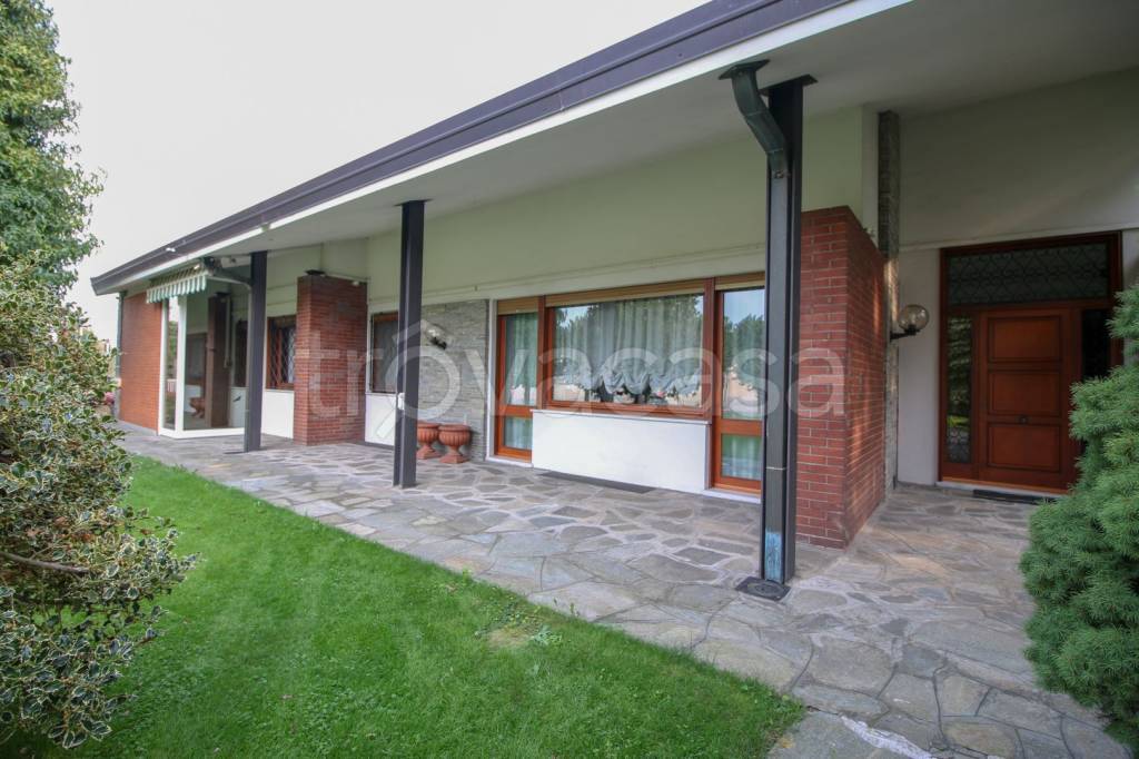 Villa in vendita a Leini via Roveglia Ruffini, 2