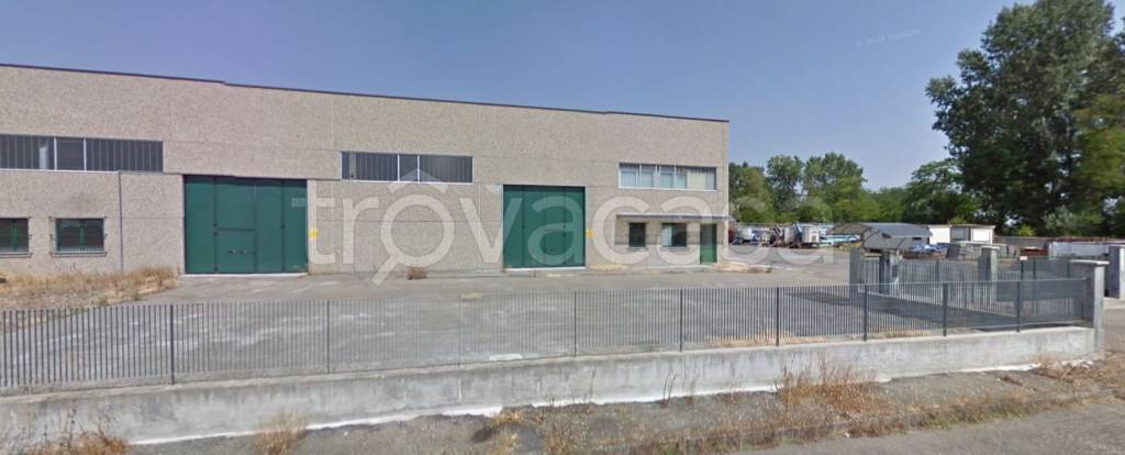 Capannone Industriale in in vendita da privato a Castelnuovo Scrivia via Eugenio Petazzi, 20