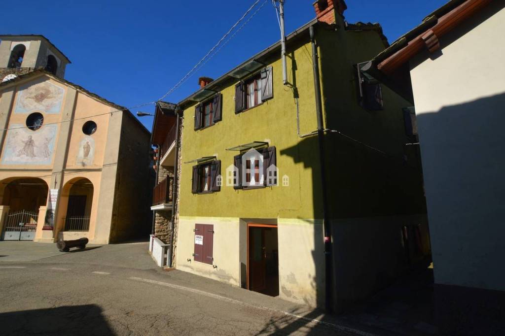 Casa Indipendente in vendita a Frassinetto via Roma, snc