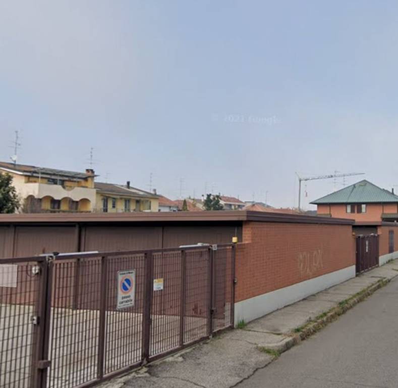 Garage in vendita a Novara via Gian Lorenzo Bernini, 7