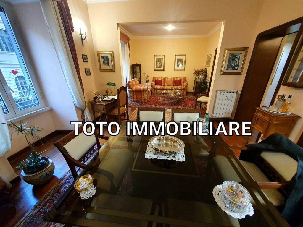 Appartamento in vendita a Roma via Tacito