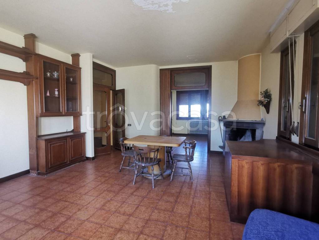 Villa in vendita a Castelfranco di Sotto viale Europa