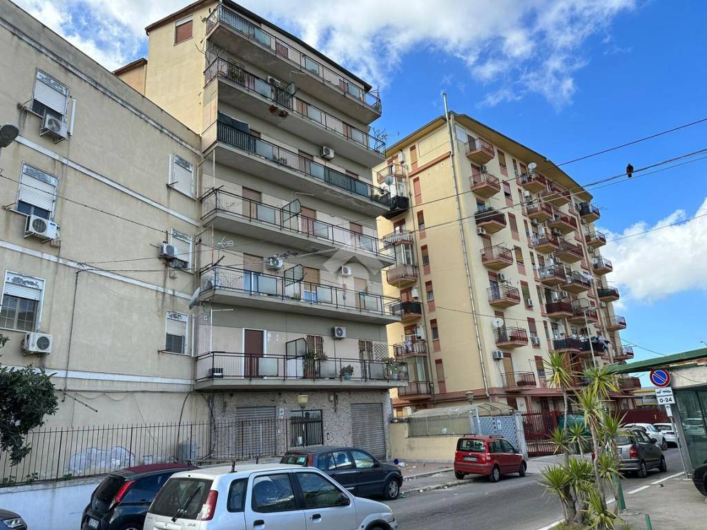 Appartamento in vendita a Palermo passo di Rigano Via Politi Raffaello, 9