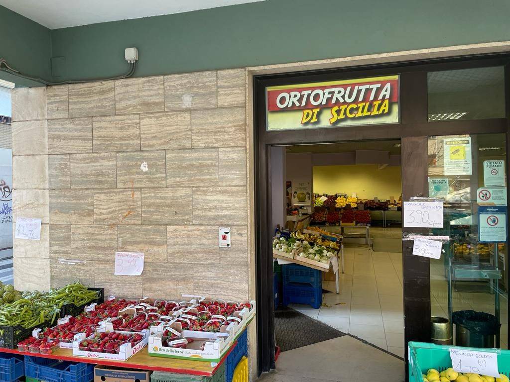 Frutta e verdura in in vendita da privato a Chiaravalle largo 2 Giugno