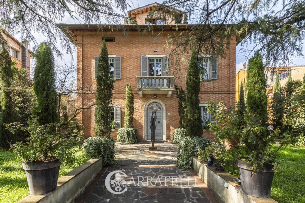 Villa in vendita a Torrita di Siena via Marche