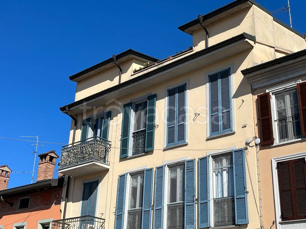 Appartamento in vendita a San Colombano al Lambro via Giuseppe Monti, 35