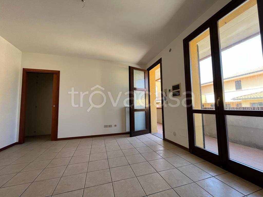 Appartamento in vendita a Santa Maria a Monte via Francesca, 345