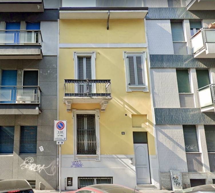 Villa in vendita a Milano viale Gran Sasso, 8