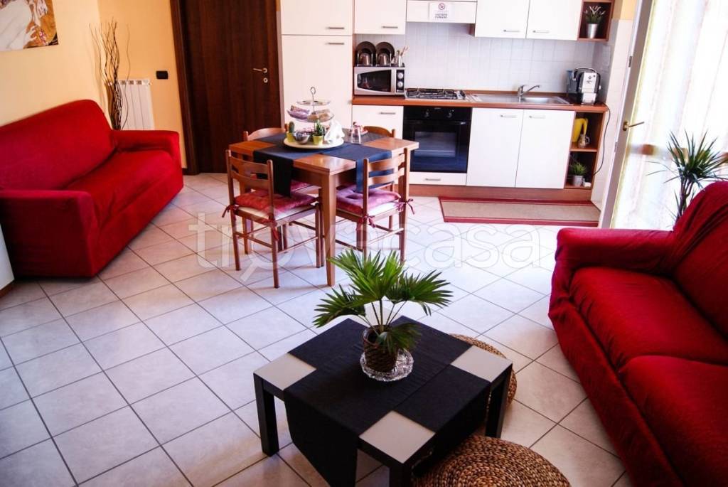 Appartamento in in vendita da privato a Cardano al Campo via Lazzaretto, 16