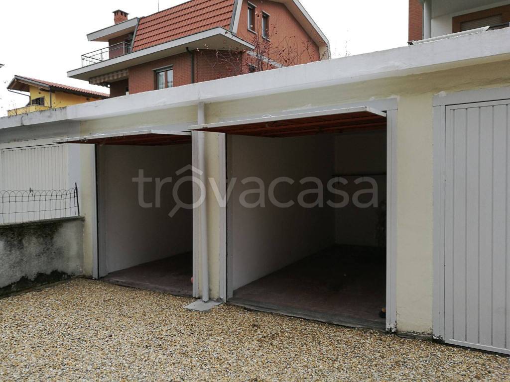 Garage in vendita a Collegno via Leonardo da Vinci, 23