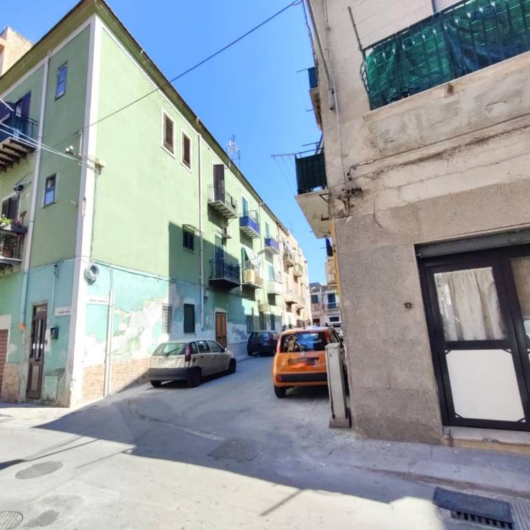 Appartamento in vendita a Palermo via Antonio Cassarino, 11