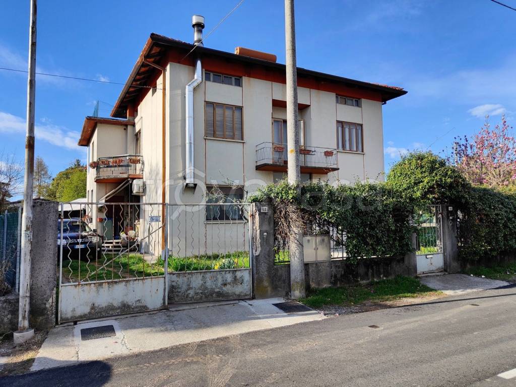 Villa in vendita a Pozzuolo del Friuli via Lestizza, 66