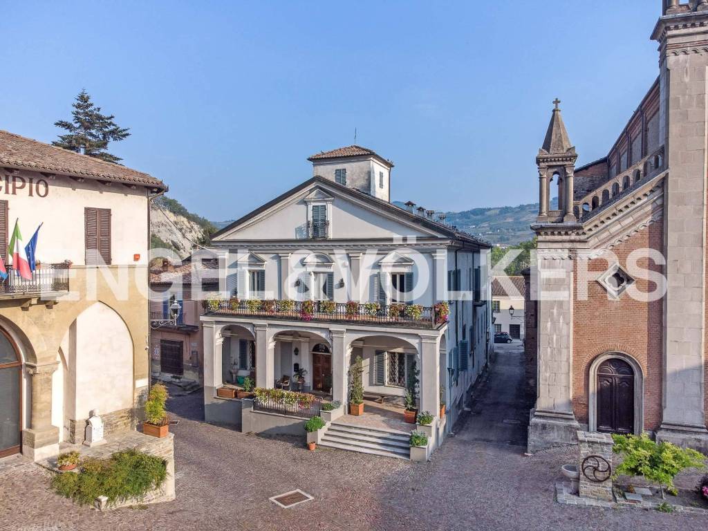 Villa in vendita a Vesime piazza Vittorio Emanuele ii, 1