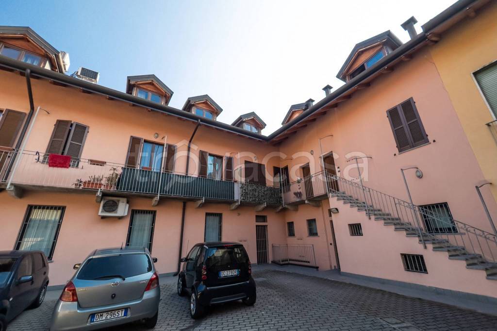 Appartamento in vendita a Muggiò piazza Giuseppe Garibaldi, 28