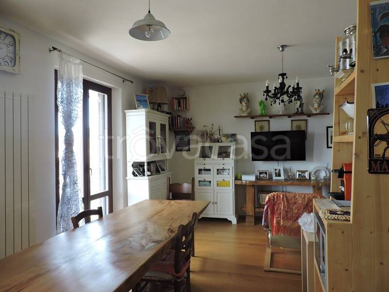 Appartamento in vendita a Chiusi via Casalpino