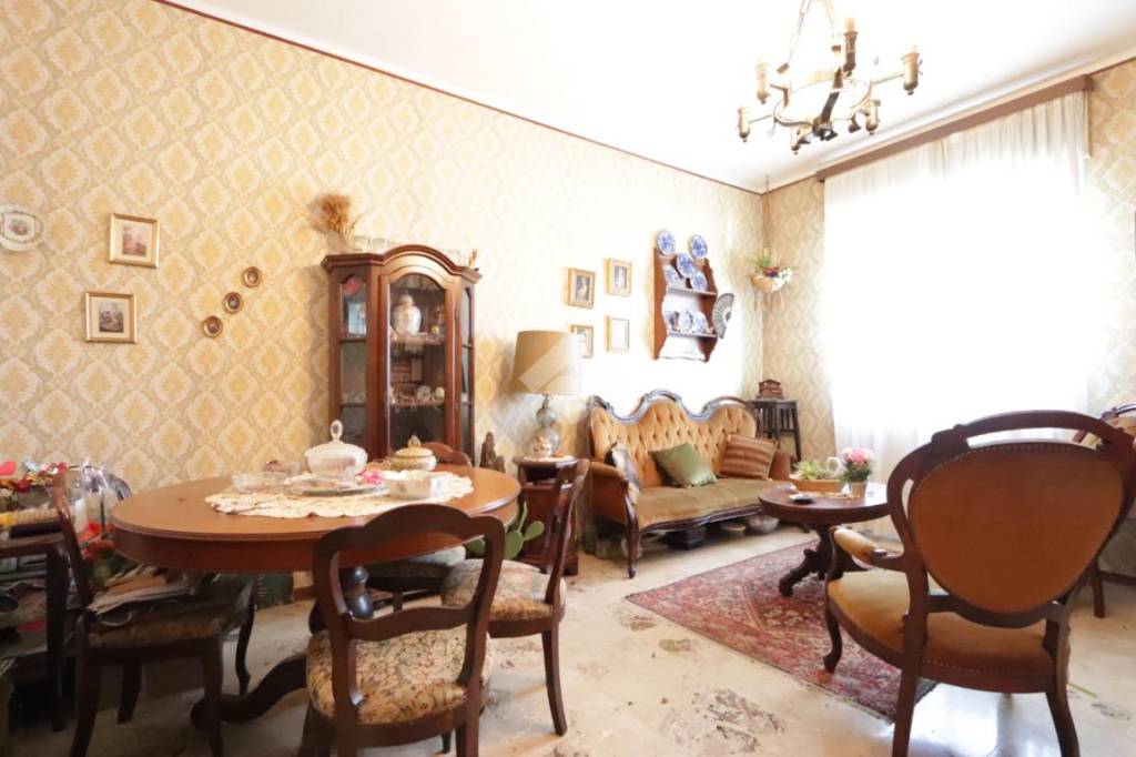 Appartamento in vendita ad Alessandria via Mario Maggioli, 10